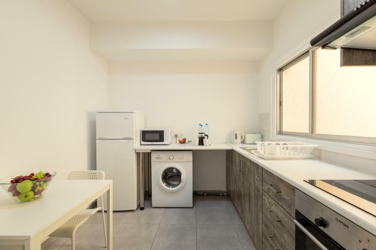 Savvas City Centre Flat ลาร์นาคา ภายนอก รูปภาพ
